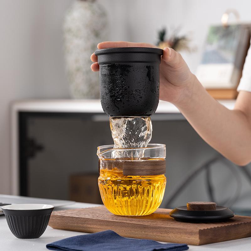 Modern simple Kung Fu travel tea set, glass filter, one pot, three cups set, high-end business commemorative gift