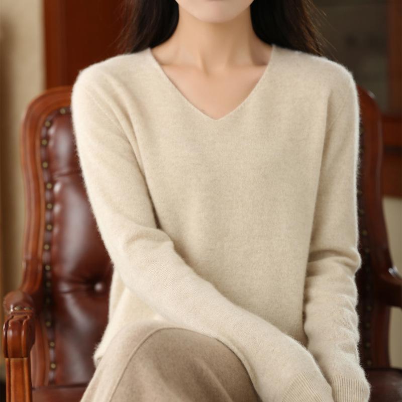 Women's V-Neck Seamless Wool Sweater - Loose, 100% Cashmere Knit for Autumn/Winter