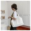 Handbag Female Largecapacity Summer Simple 2022 New Trendy Fashion Highquality Westernstyle Shoulder Bag Net Red Tote Bag