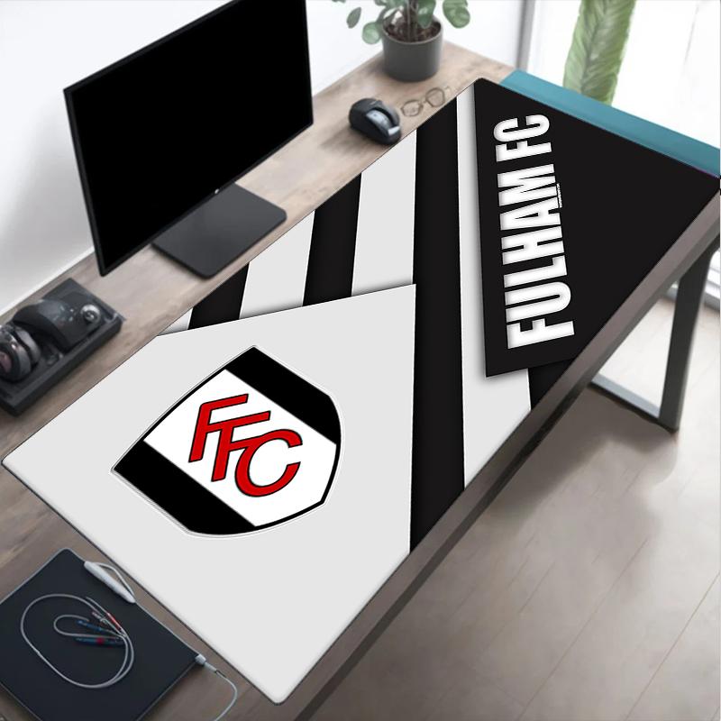 Fulham Fußballwappen Mauspads, Gaming-Mauspads, Tastaturpads, Schreibtischdekoration für Computer-Notebook, Fan-Geschenk, Geburtstagsgeschenk