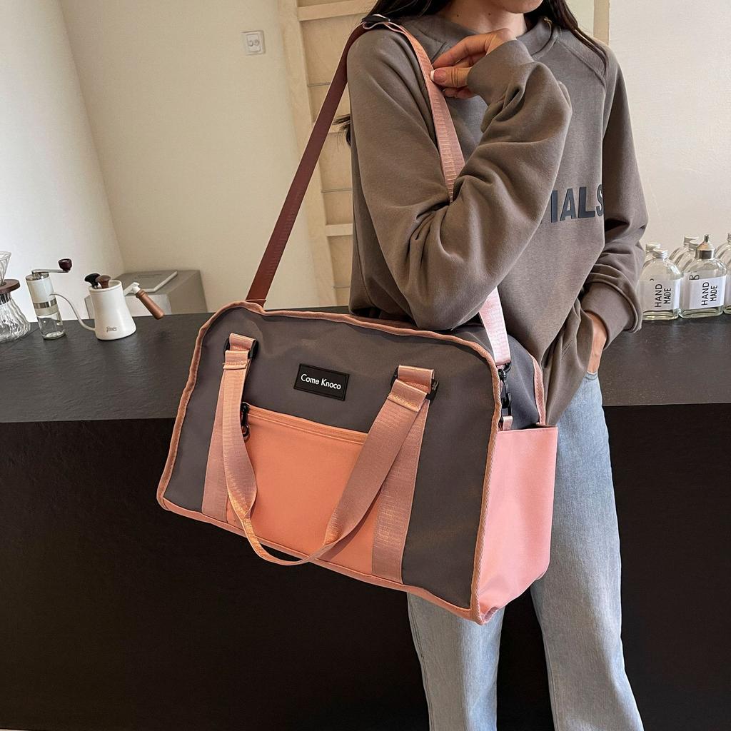 Travel bag simple fashion contrasting color fitness shoulder bag portable short business trip accommodation storage bag large capacity large bag