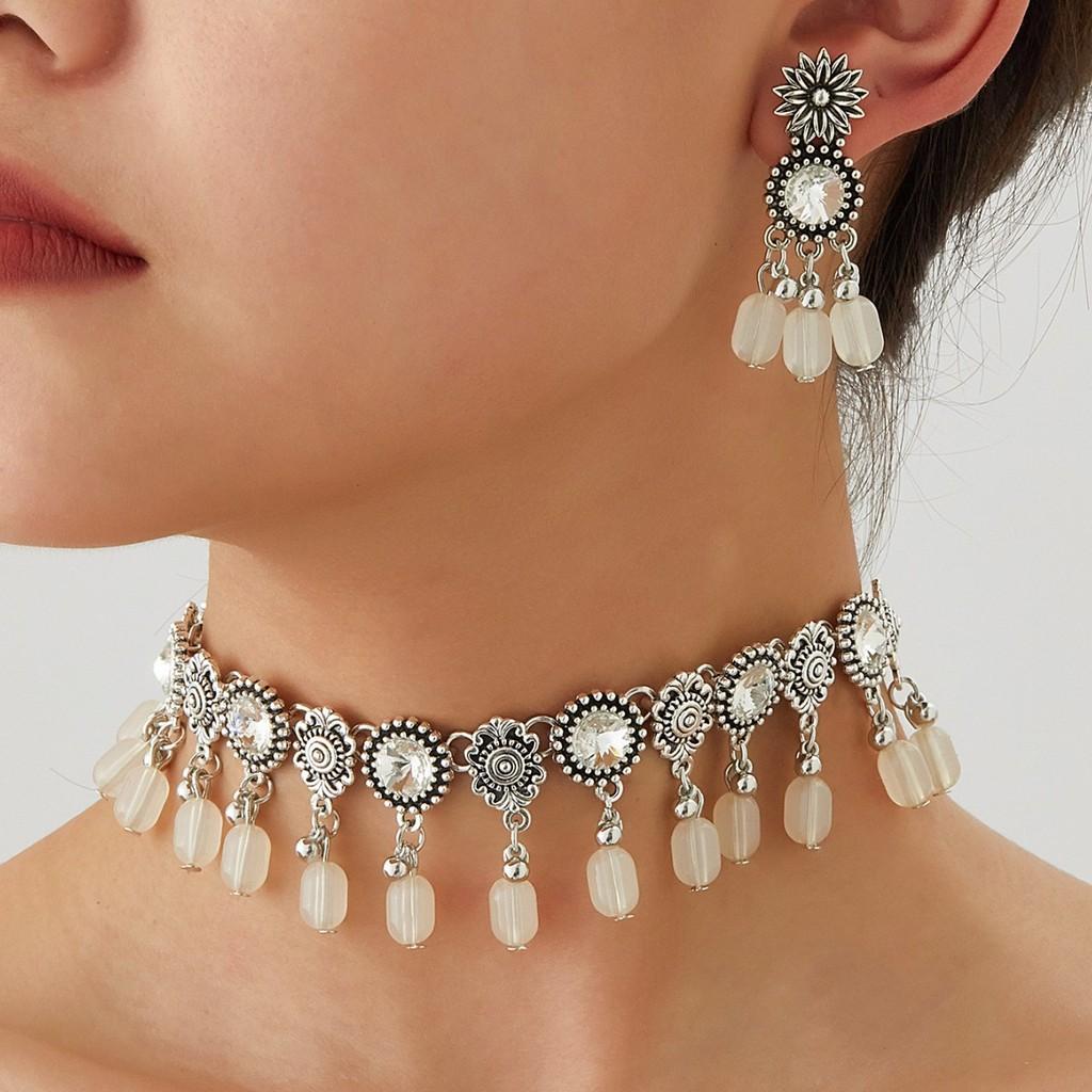Ethnic Style Vintage Necklace Set With Water Diamond Pendant For Women