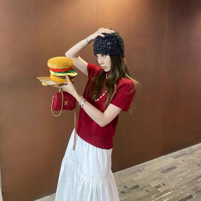 

2025 Красная Базовая Женская Трикотажная Футболка с Коротким Рукавом и Полувысоким Воротником XL