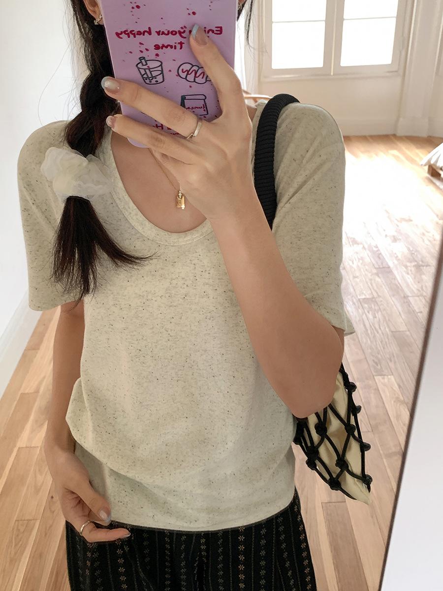 

Korean point flower apricot U-neck front shoulder short-sleeved T-shirt women s summer new loose and thin lazy style chic top S
