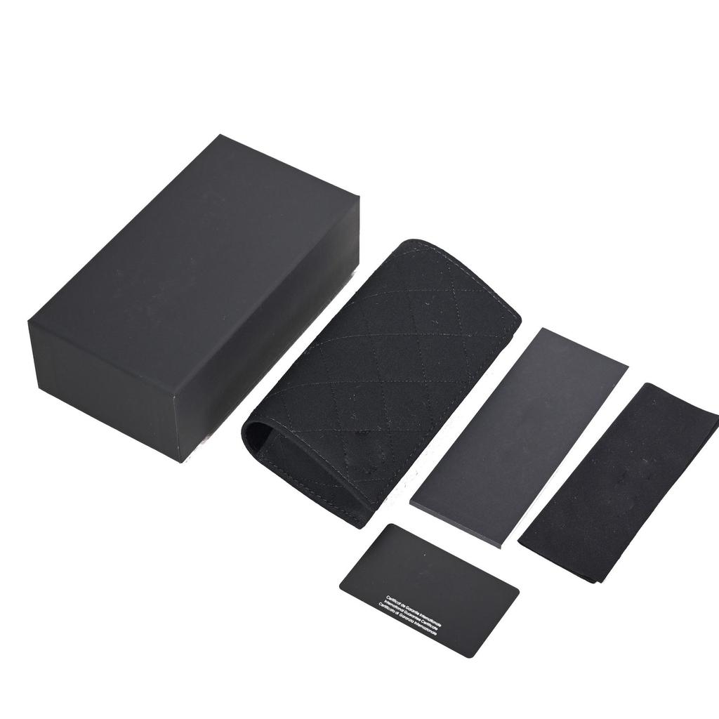 Chic Diamond Quilted Soft Leather Eyeglass & Sunglasses Case by Trendy Brand