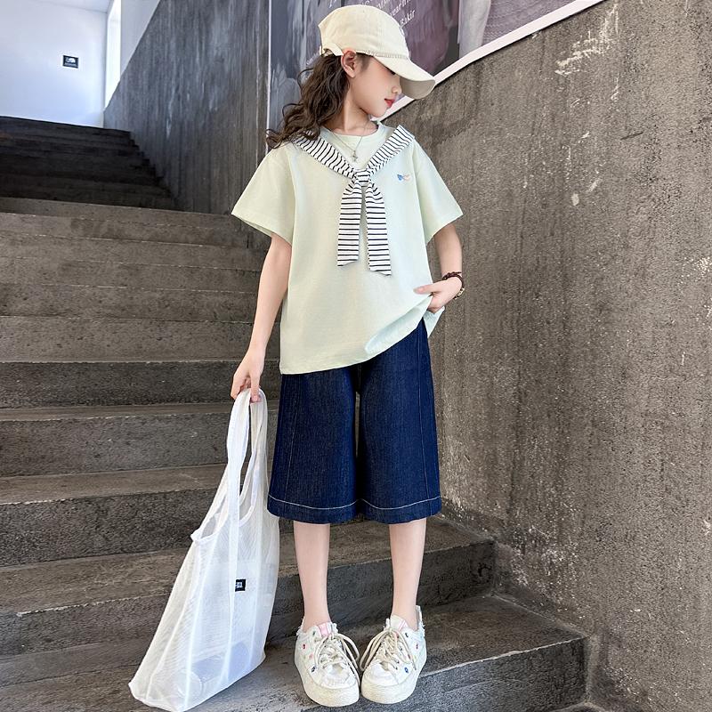 Girls' College Style Set 2026 Summer New Striped Tie T-shirt Clear Color Jeans Middle and Large Children's Two Piece Set