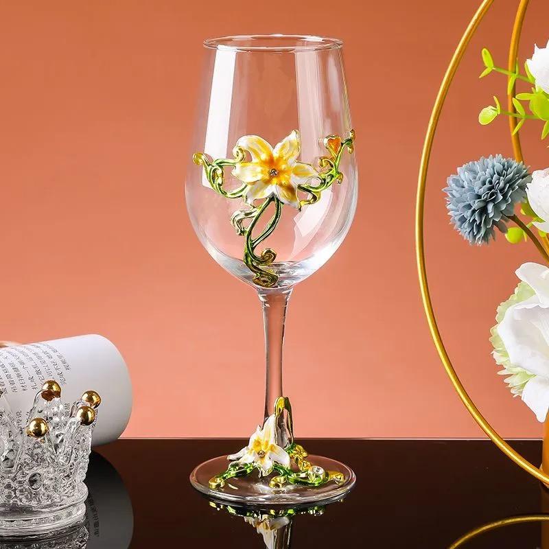 Luxury Crystal Enamel Goblet Glasses Vintage 3D Floral Decor Wine Glass Champagne Cup for Wedding Party Home Bar Home Party Gift