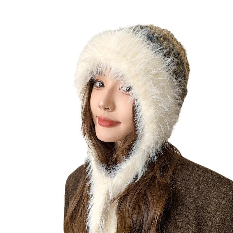 Women's Autumn and Winter Fashion Knitted Hat Warmth Protects Ears and Colds To Show Their Faces Small Wool Hat Big Head Surround Lei Feng Hat