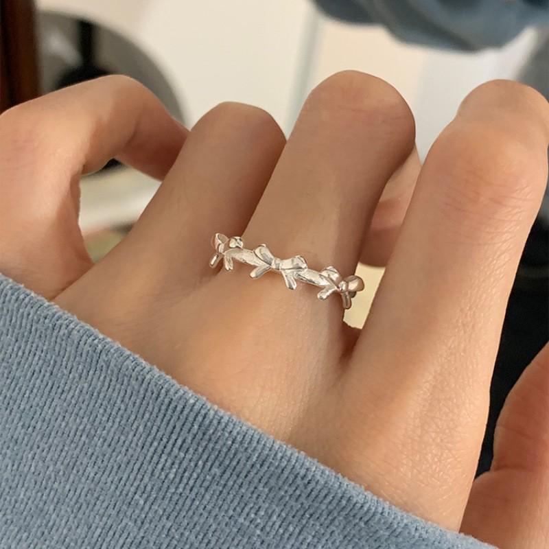 925 Unique Highend Sterling Silver Couple Rings Featuring Dazzling Diamond Accents For Women