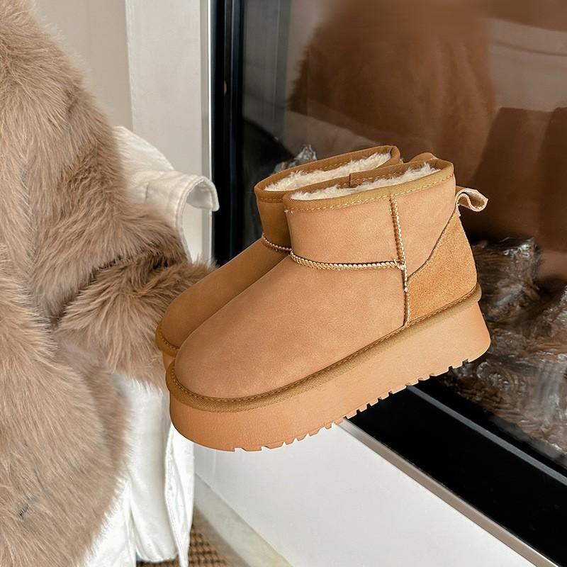 Zhou Dongyu Has the Same Winter Snow Boots for Women with Integrated Thick-soled Leather Short Boots, Piled and Thickened Warm Cotton Shoes.
