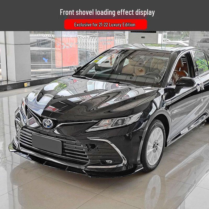 Zadný difúzor Toyota Camry 2018-2022 s navigačnými svetlami