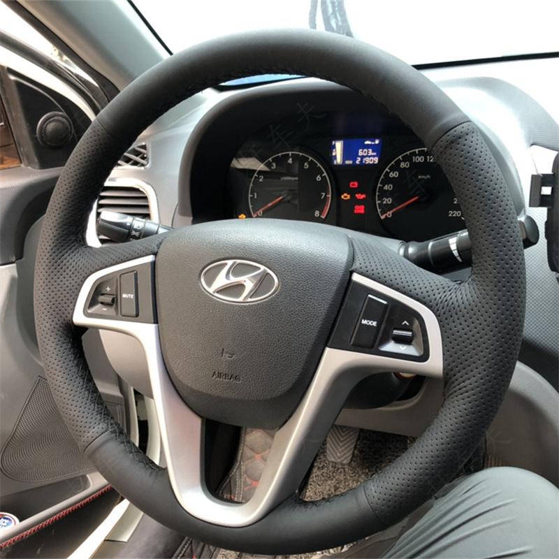 

Для Hyundai Verna 2010-2016 Solaris (RU) 2010-2016 i20 2009-2015 ручної роботи вуглецеве волокно Шкіра Автомобільна Накладка на Кермо 2