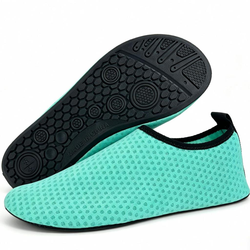 Water Shoes Quick Dry Breathable Lightweight Aqua Socks for Beach Hiking Diving and River Trekking with Non Slip Sole