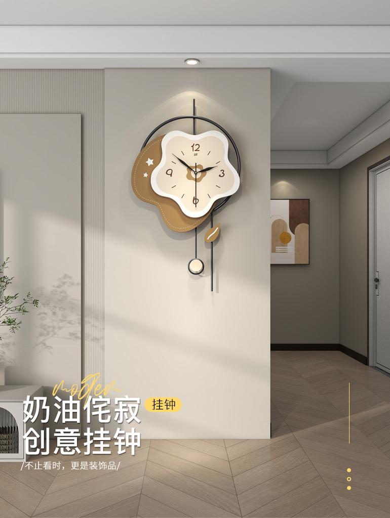 Wall Clock Living Room High-end Sense Creative Cream Wind Simple Wall-mounted Dining Room Fashion Silent Flower Decoration Clock