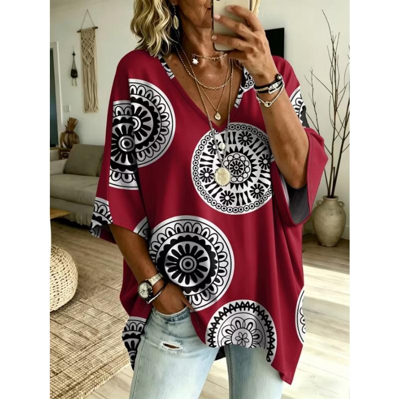 Women's Large-size V-neck T-shirt, Retro Casual Top, with Printed Design, Fashionable and Versatile ,machine Washable.
