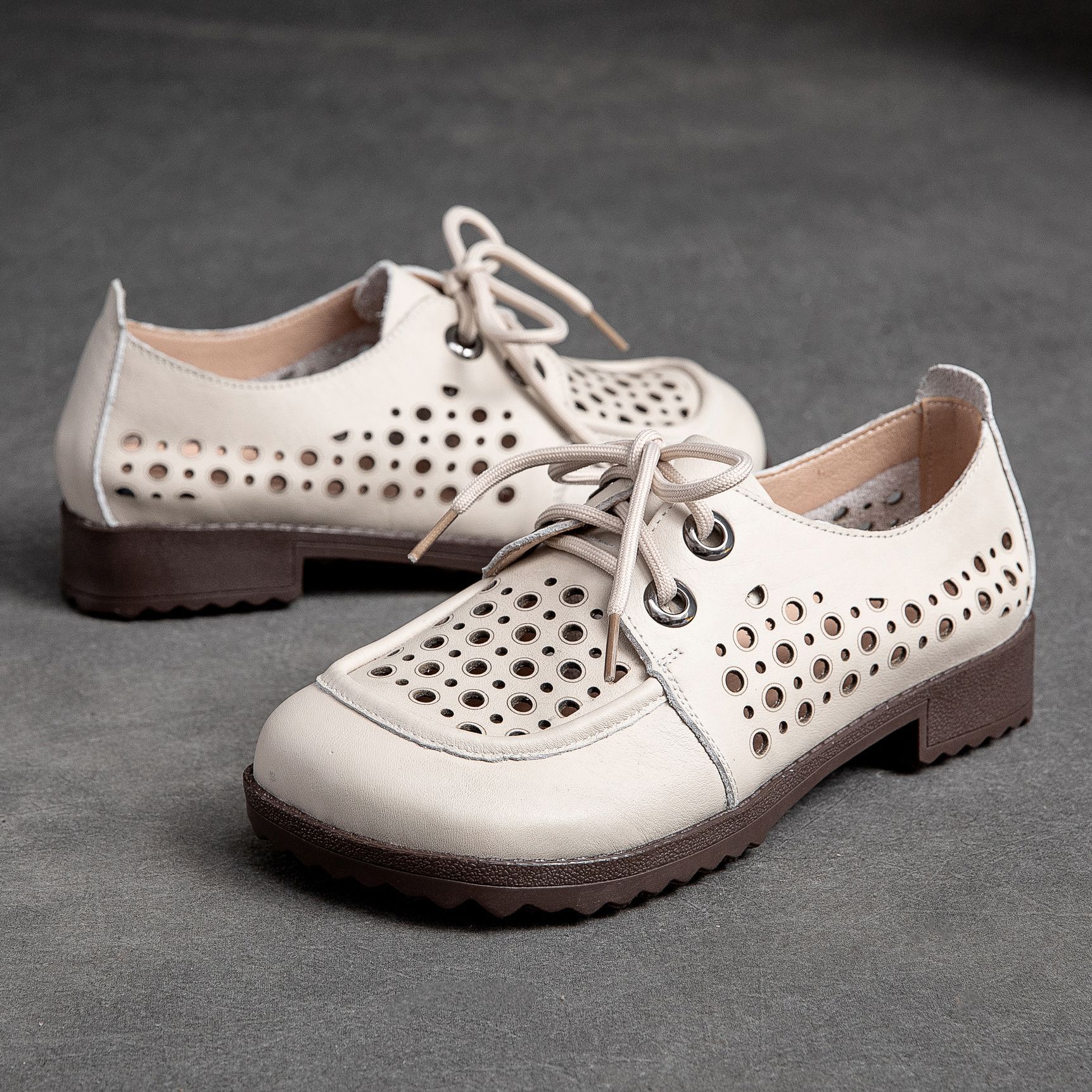 

Johnature туфли-лодочки из натуральной кожи на низком каблуке в стиле ретро, ​​дышащие сандалии с круглым носком, женская обувь 39 бежевый