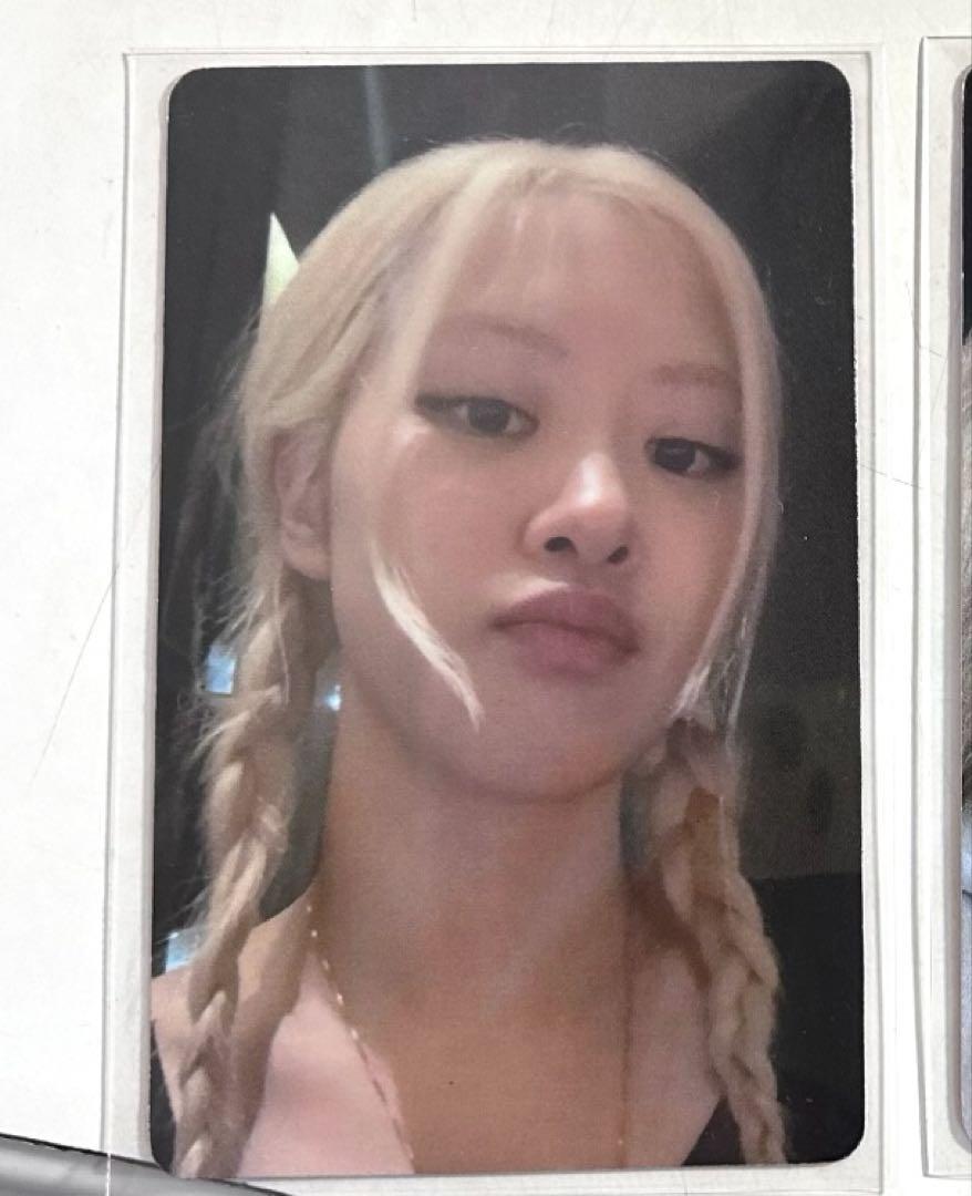 

[Б/У] BLACKPINK Розэ Рози Шэньчжэнь Эксклюзивная Поп-Ап Торговая Карта A