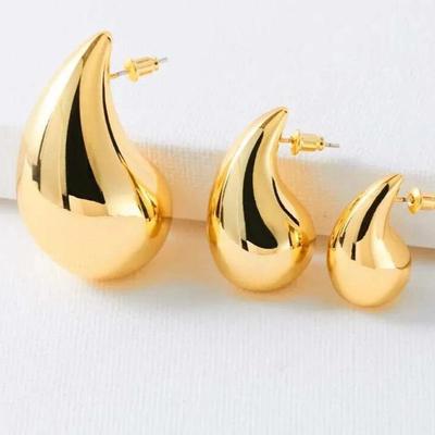 Orecchini a cerchio a goccia placcati in oro - Moda europea e americana esagerata per donne