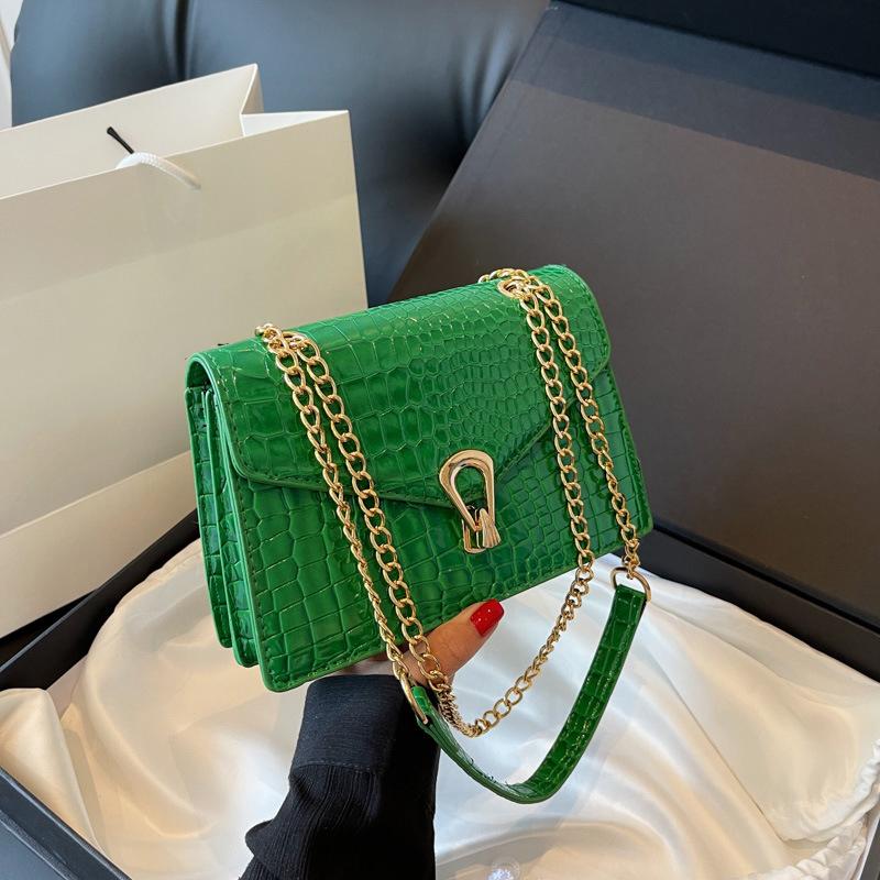Timsah Desenli PU Deri Omuz Zincirli Çanta Lüks Kilit Tasarımı Çapraz Askılı Çanta Moda Trendi Omuz Postacı Çantası