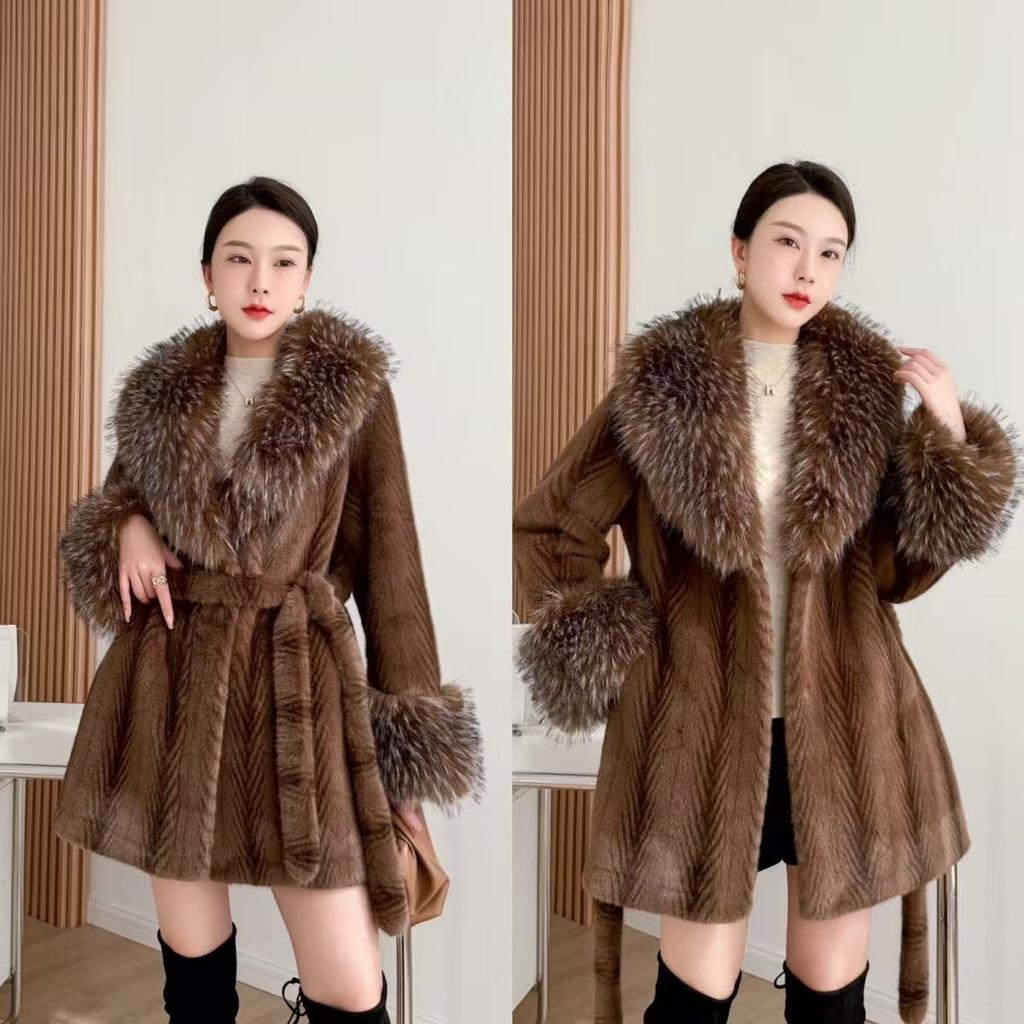 2025 New Fur Coat Fur Collar Leopard Print Winter Thick Autumn Winter Mid Length