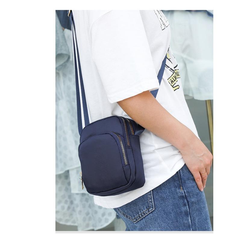 New Women Casual Shoulder Phone Bag Lightweight Crossbody Small Bag Waterproof Nylon Coin Purse Mini Women Bag