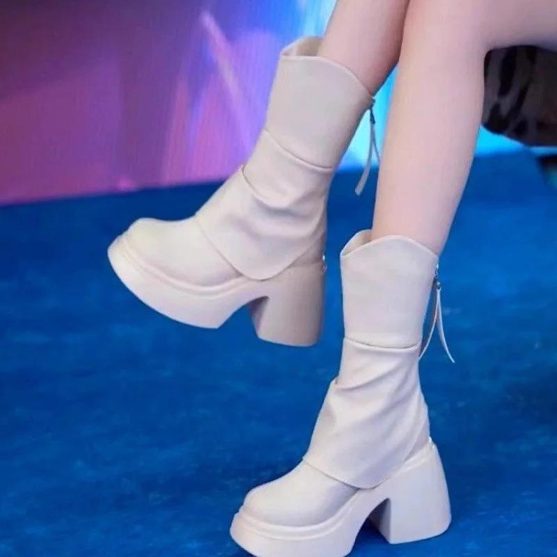 Autumn and Winter New Thick Soled Short Boots for Women, Fashionable Soft Leather Waterproof Height Increasing Slim Boots