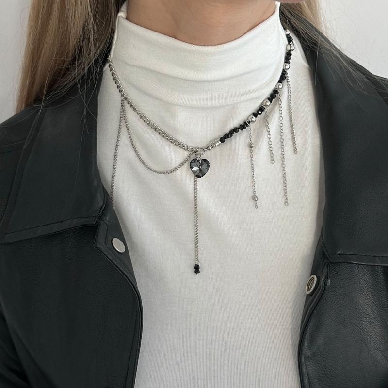 Lightweight Acrylic Bead Necklace Featuring Elegant Heart Tassels Design Ideal For Sensitive Skin All Day Use Parties