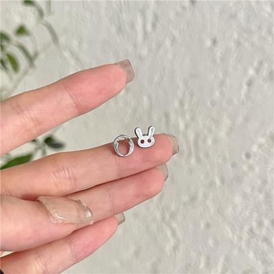 Simple and Cute Asymmetrical Radish Rabbit Stud Earrings Niche Design Nourishing Ear Hole Earrings