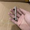 Špendlík na květiny ze slitiny Vkládací špendlík ve tvaru květu Špendlík na klopu Větev DIY Korsaž s čerstvými nebo sušenými květinami pro svatbu Narozeninovou oslavu