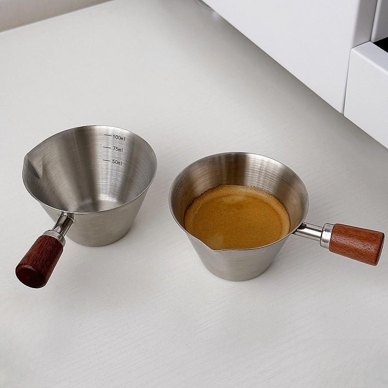 Stainless Steel Measuring Cup With Wooden Handle 100Ml Coffee Milk Pitcher With Scale For Barista And Kitchen Use