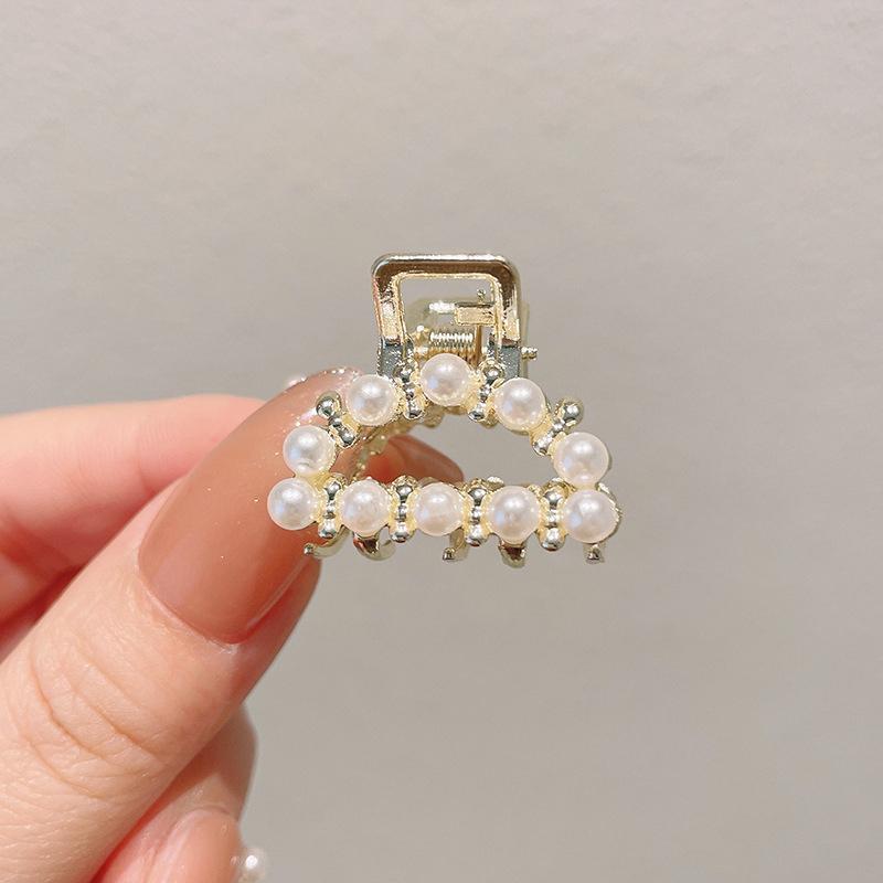 Mini Pearl Hair Claw For Women Girls Retro Flower Crab Claw Clip Small Hairpins Hair Crab Girl Hair Accessories