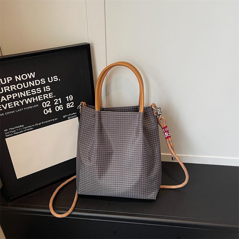 Vintage Plaid Tote Bag Women's Handbag Commuter Large Capacity Shoulder Bag