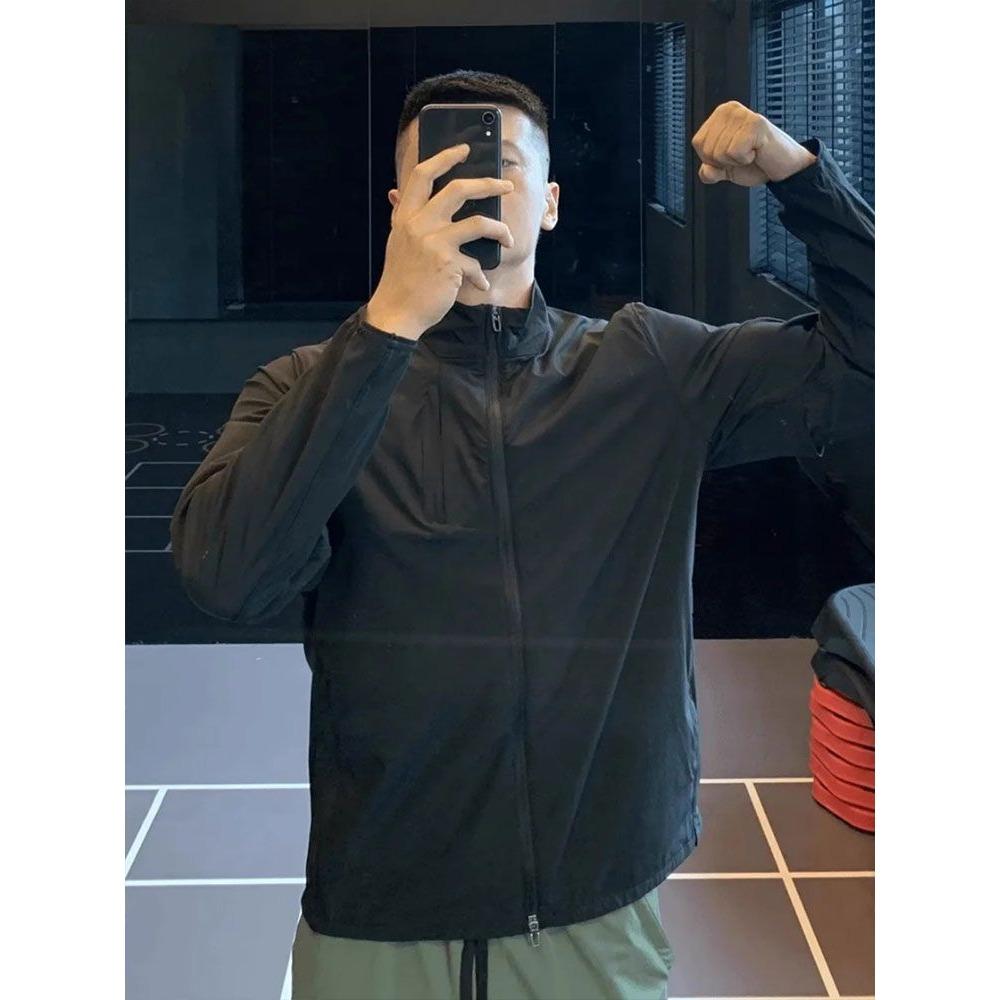 Frühling Sommer Outdoor Amerikanische Eisseide Dünne Sport Sonnenjacke Herren Langarm Atmungsaktiv Lässiger Mantel