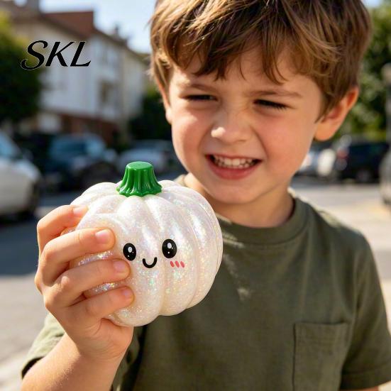Stress Relief Toy Halloween Pumpkin Squeeze Ball, Soft TPR Golden Glitter Fidget Material for Kids Adults, Slow Rising Decompression Toy, Party