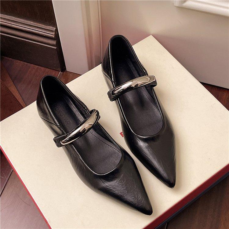 Small fragrant wind inner height increase small square head Mary Jane shoes women's shoes 2025 spring and summer shallow mouth versatile gentle even