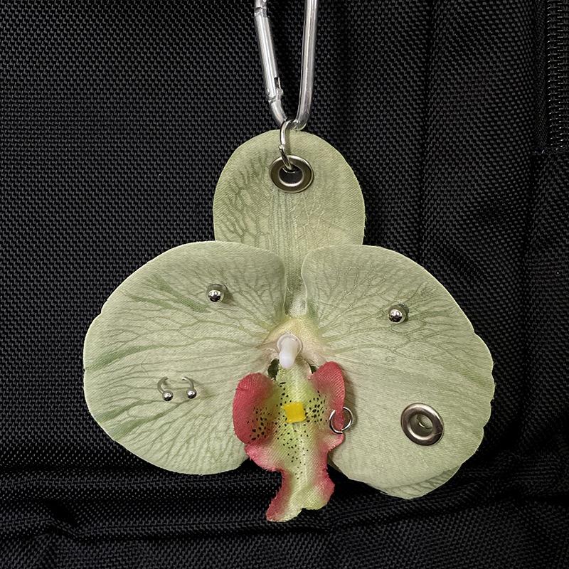 Sweet Exquisite Phalaenopsis Orchid Keychain Creative Simulation Flower Pendant Fashion Backpack Hangings Decor Accessories Gift