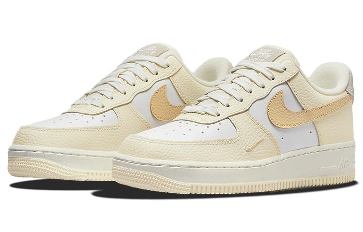 Nike Air Force 1 Low '07 Se Coconut Milk Women's DX8953-100