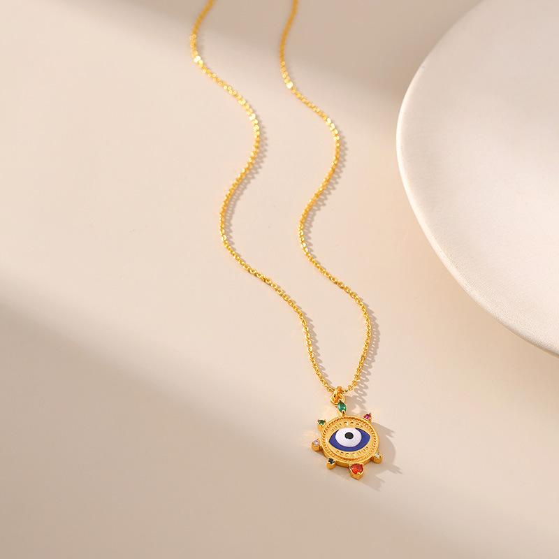 Geometric Round Disc Pendant Evil Eye Design Niche Light Luxury O Chain Clavicle Necklace