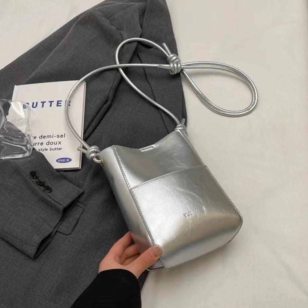 Mobile phone bag Mini small bag Women's 2025 new summer high-end silver messenger bucket bag Versatile shoulder bag