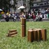 Gioco da esterno in stile nordico, set in legno per il lancio del Kubbu per giardini e prati, sport all'aperto per famiglie e gruppi numerosi, adatto ai bambini