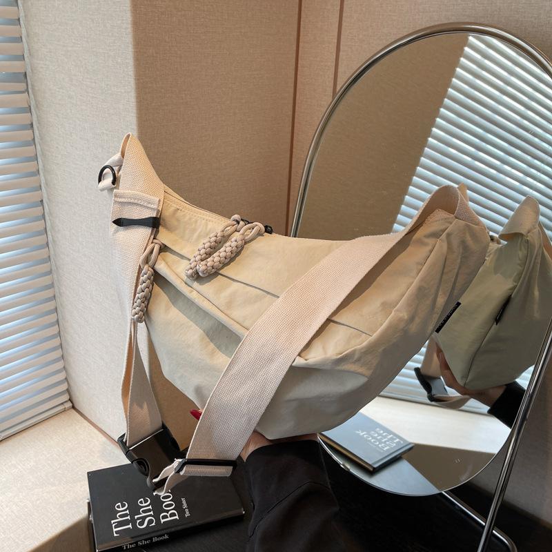 Casual bag women's new fashion shoulder bag large capacity student class commute crossbody dumpling bag