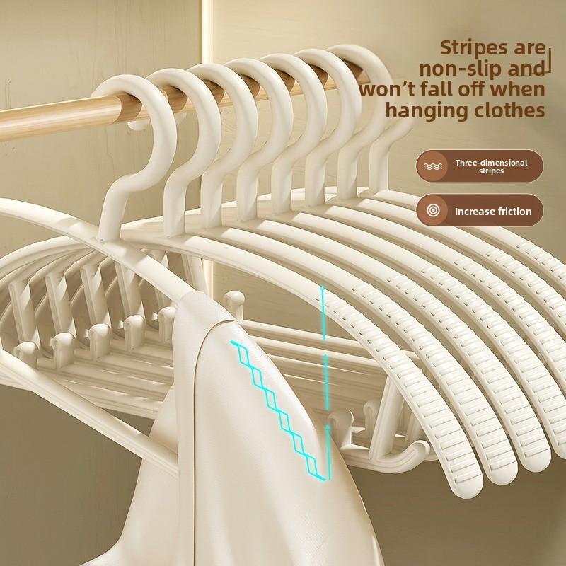 5 ks Domácí bezešvé protiskluzové ramínka s úhlem ramen a širokými rameny