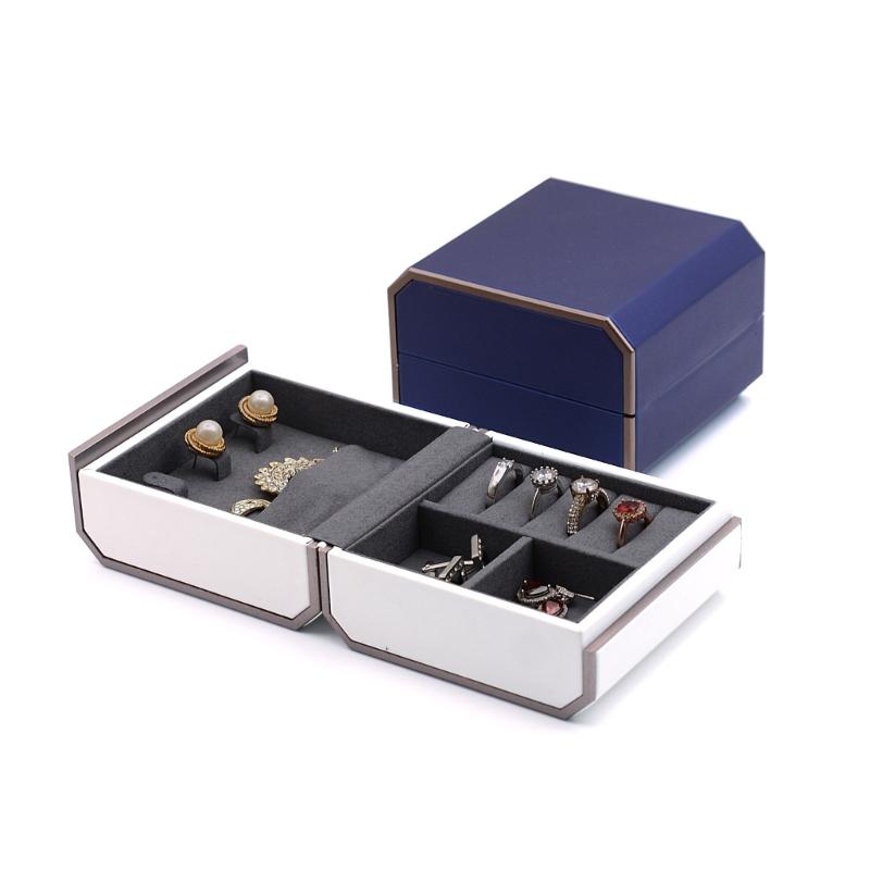 Mini Jewelry Organizer Durable Storage Box for Women Travel Display Holder Portable Necklace Travel Organizer for Women
