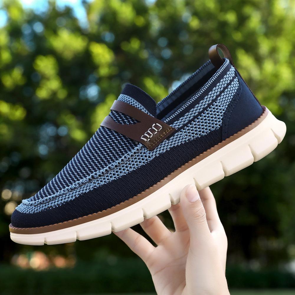 Shoes Men's Spring New Large-size Men's Shoes Are Breathable and Non-smelly. Feet Versatile Men's Shoes Fly-woven Shoes