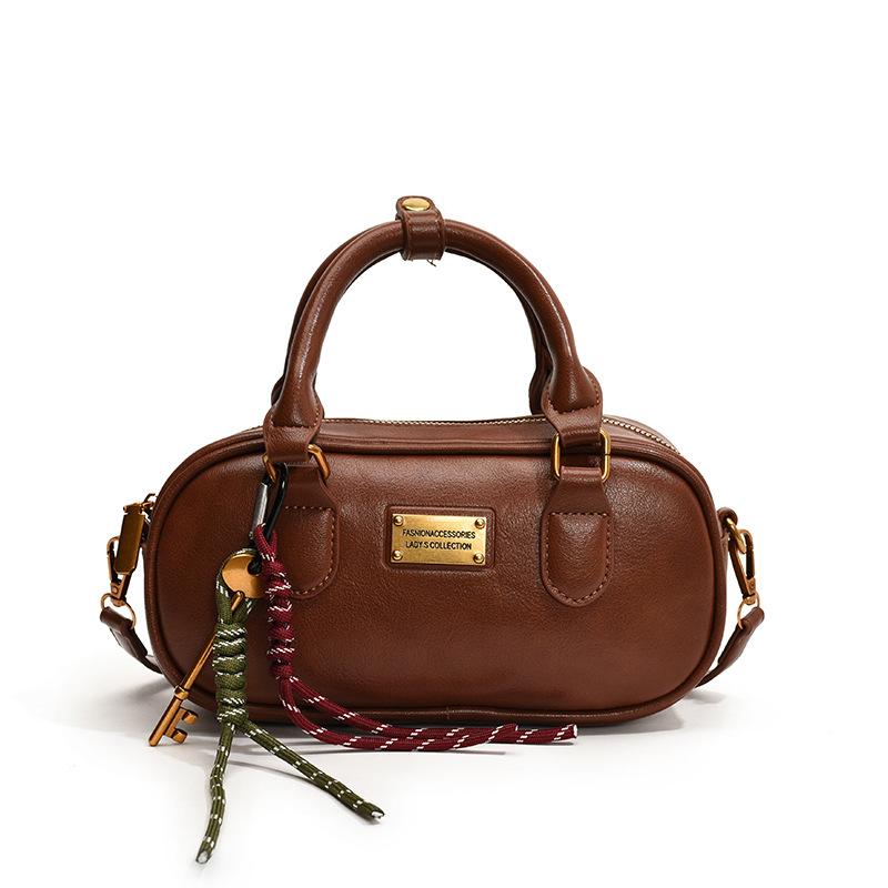 

Simple Versatile Bag Women s New Fashion Messenger Bag no pendant коричневий