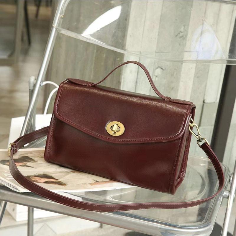 

small square bag, the new female messenger live broadcast cross-border retro vegetable tanned cowhide handbag, armpit bag. 25*12*17