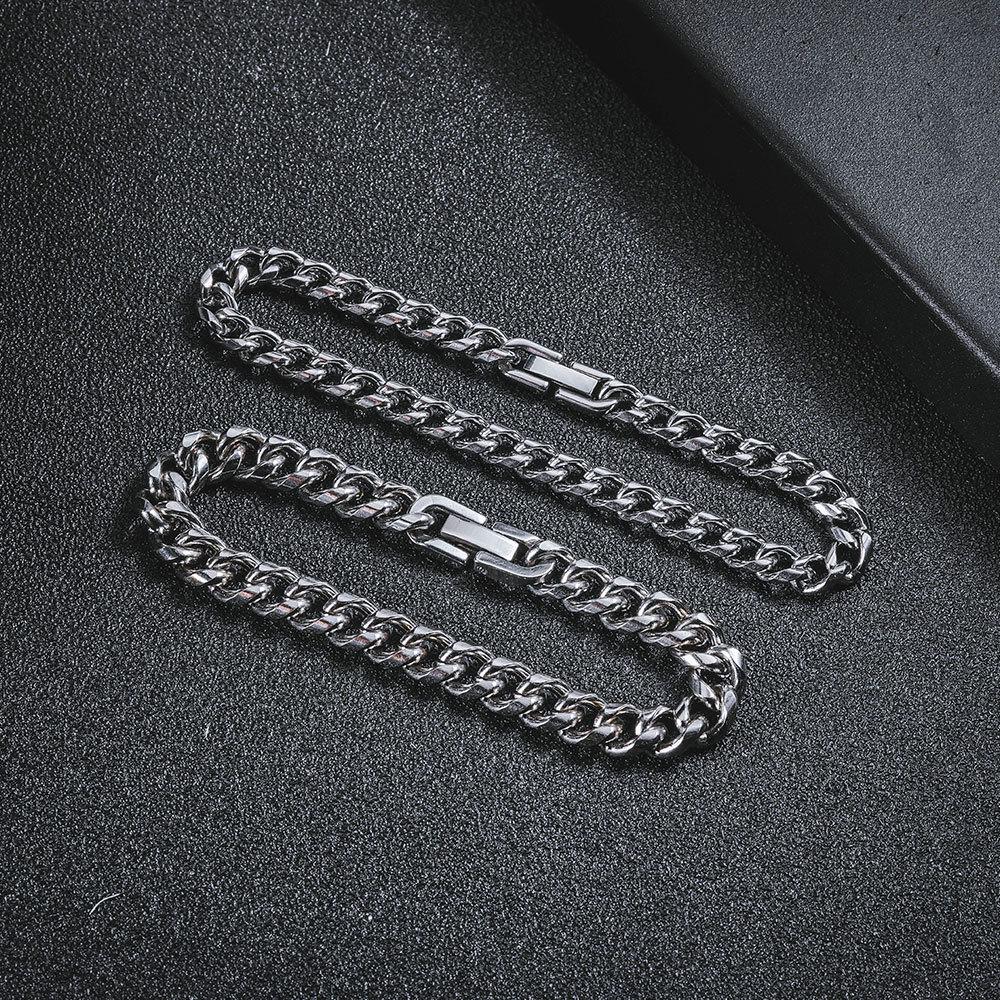 

Trendy Minimalist Titanium Steel Clip-On Bracelet for Men & Women - Hip-Hop Style