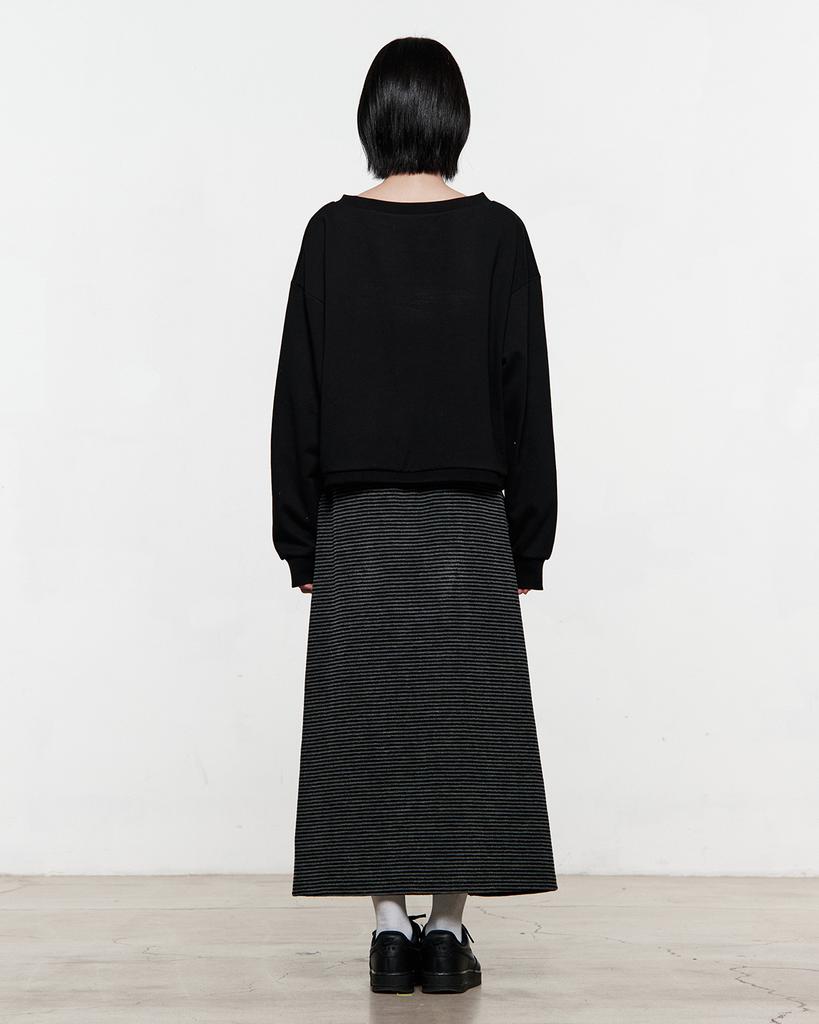The Museum Visitor Raw Edge Long Skirt (Black)