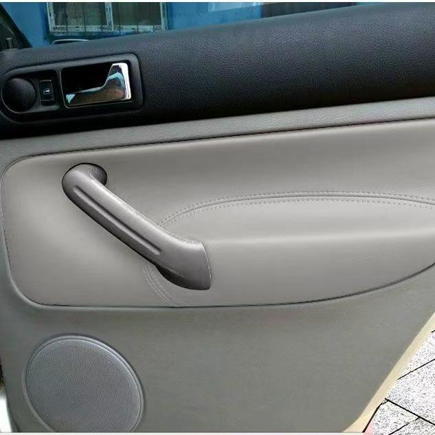 Tikai 4 durvju auto priekš VW