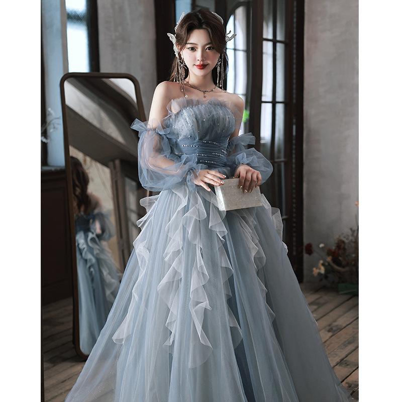 Bel canto solo performance suit student